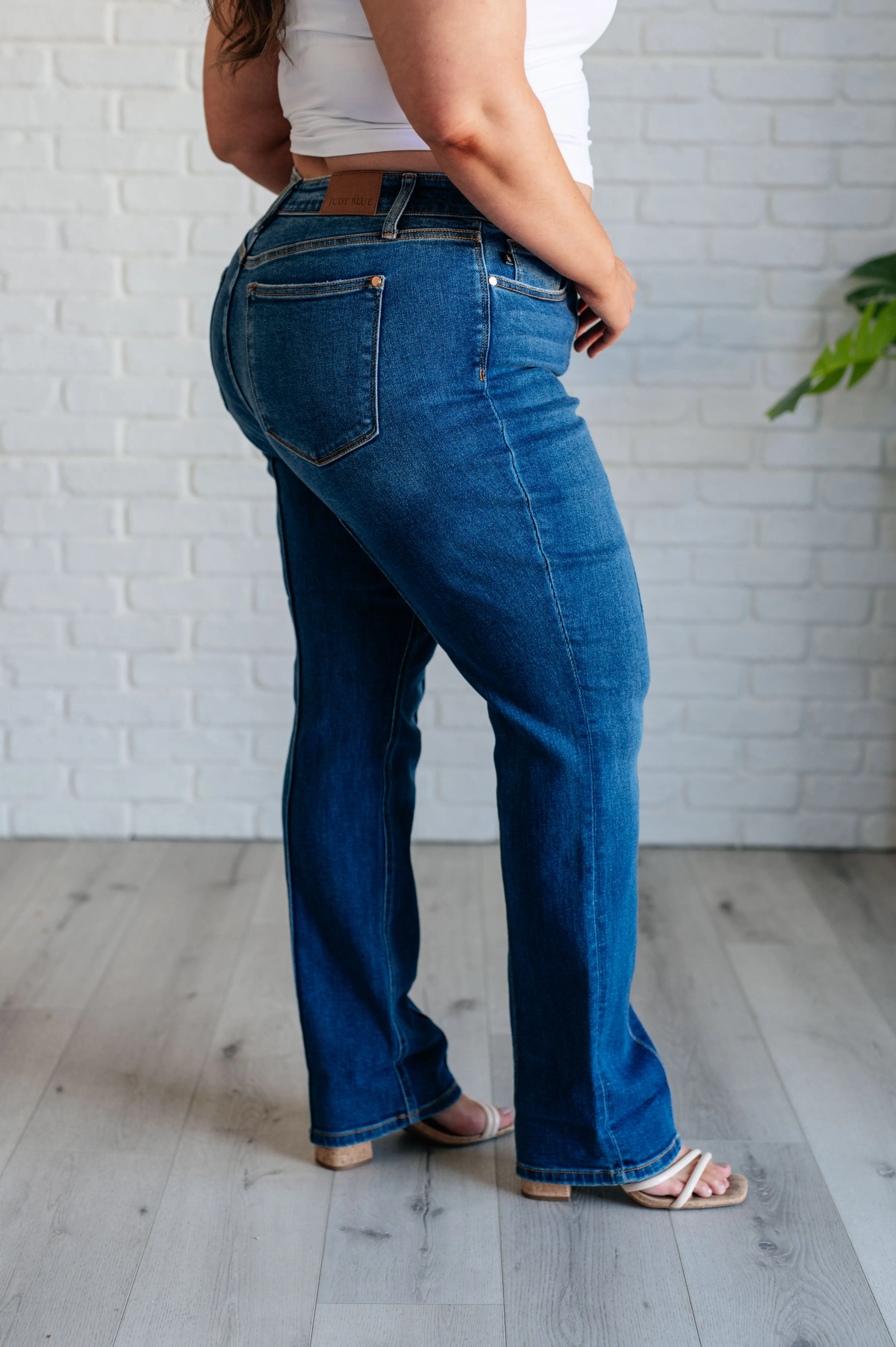 Campbell Center Seam Detail High Rise Straight Jeans