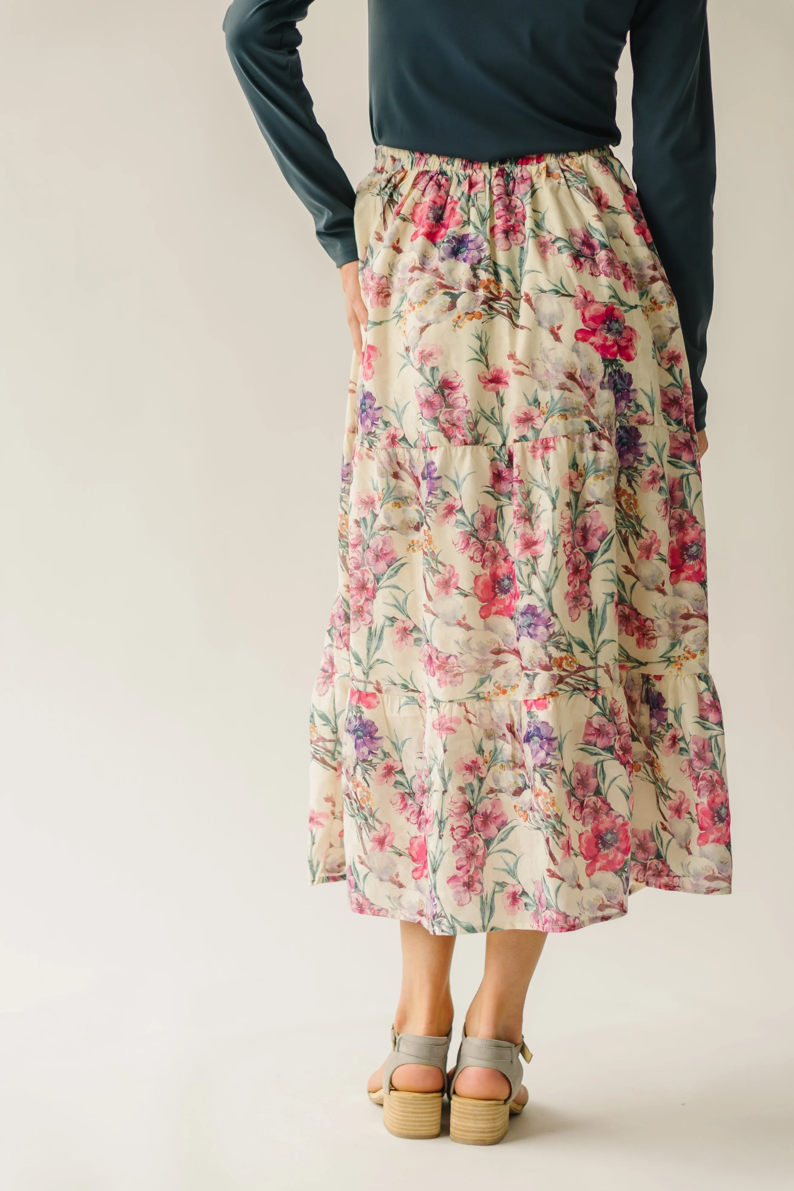 The Kenly Floral Tiered Maxi Skirt Cream