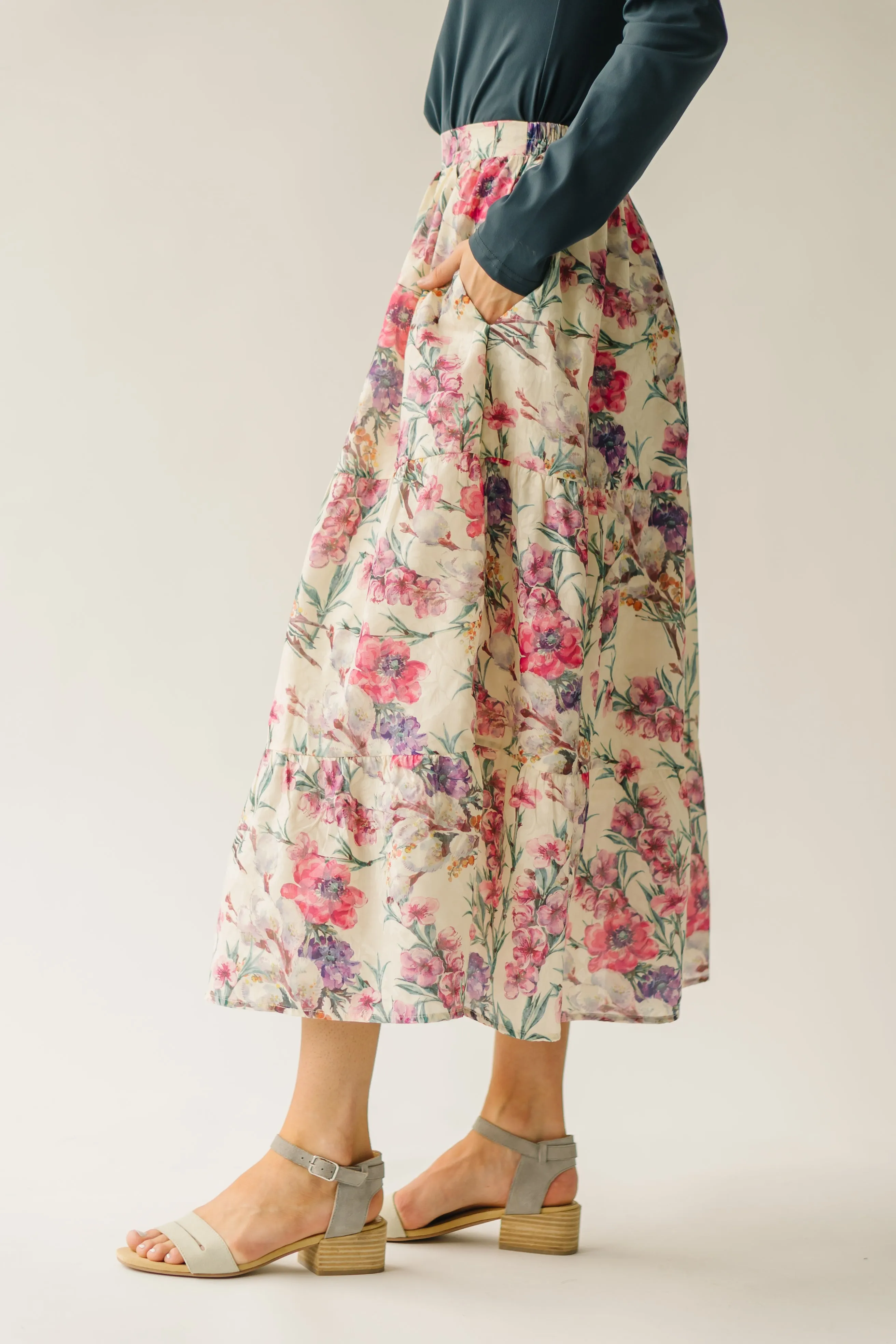 The Kenly Floral Tiered Maxi Skirt Cream