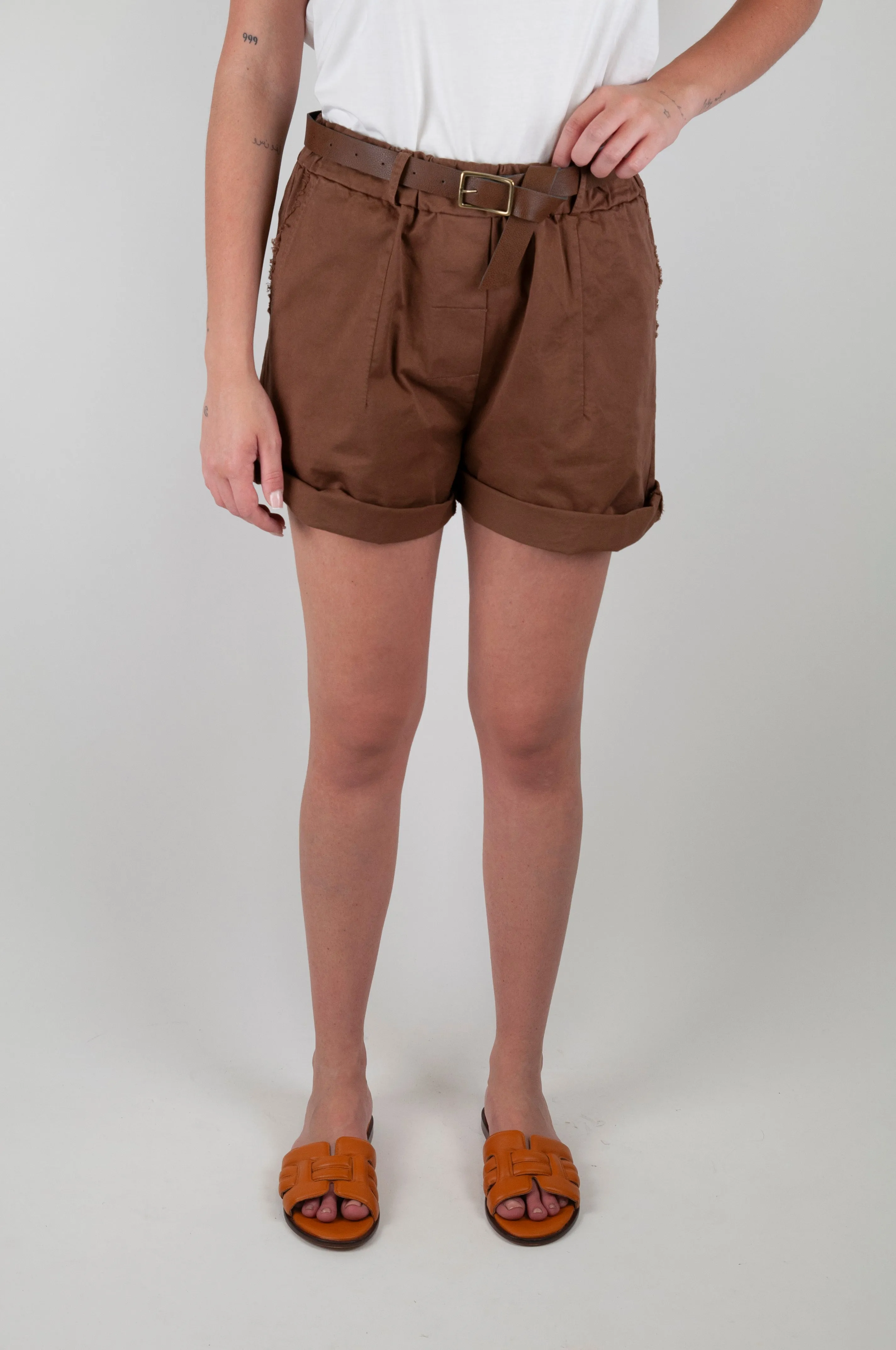 Motel Waist Elastic Shorts with Frayed Pocket