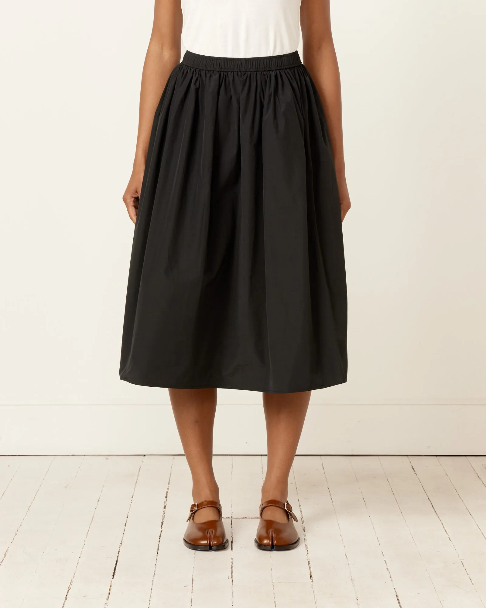 Gathered Midi Skirt in Black