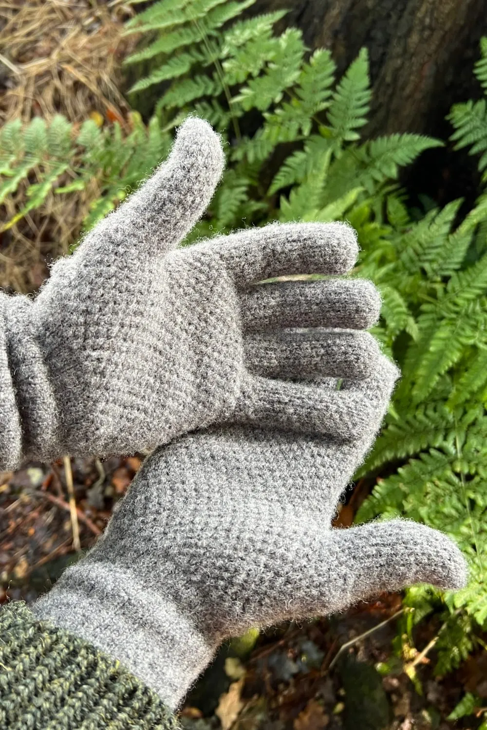 Grey Lovely Gloves