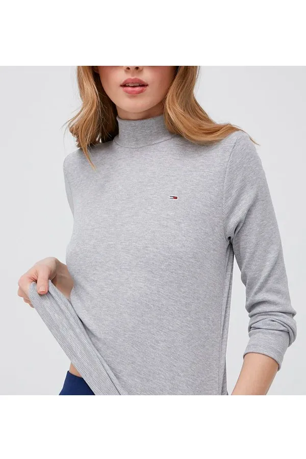 Tommy Hilfiger Women's Mock Neck Long Sleeve Tee in Grey