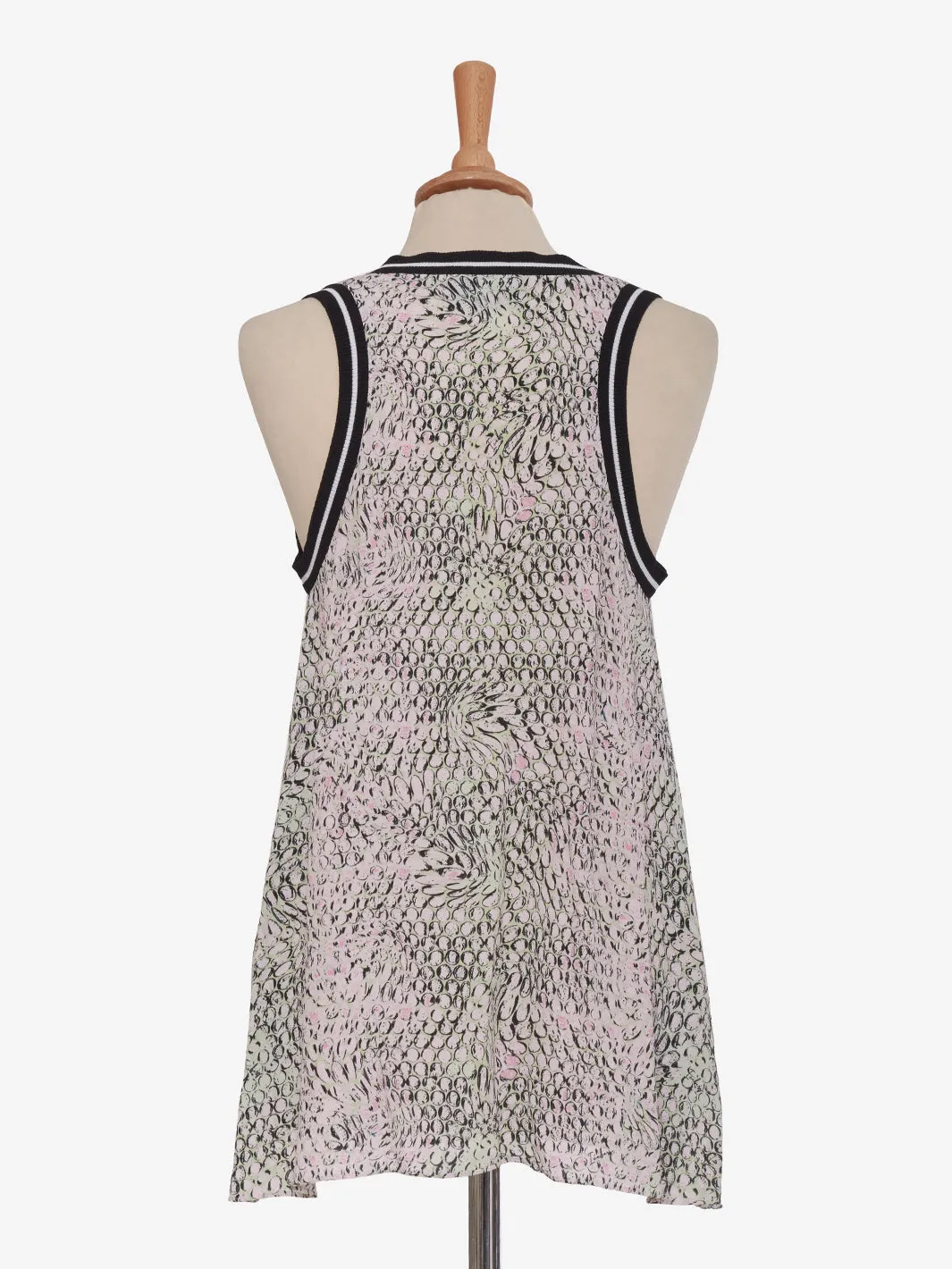 Iceberg Patterned tank top with contrasting details