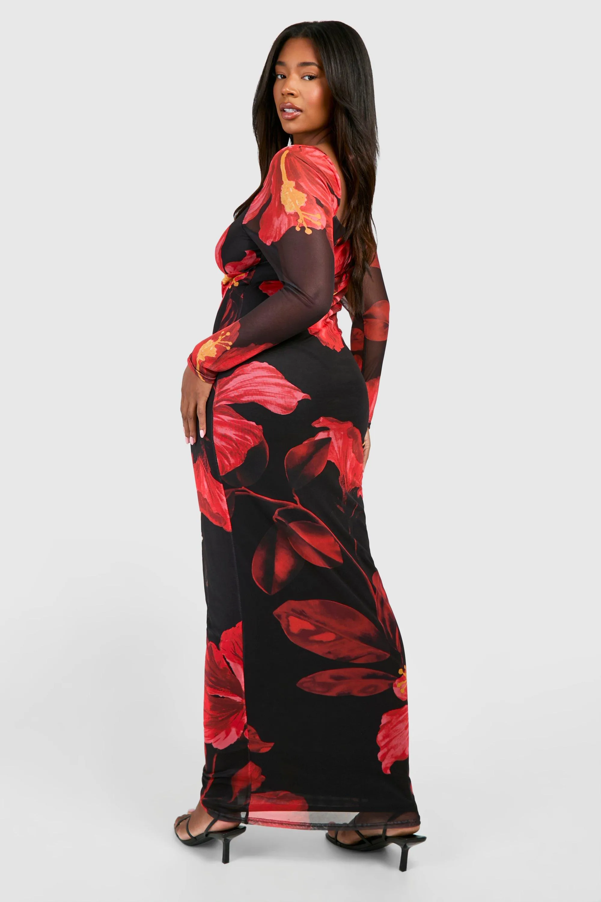 Plus Size Floral Maxi Dress with Ring Detail