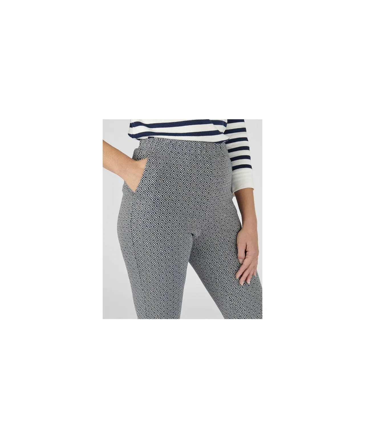 Pull-on Jacquard Pants