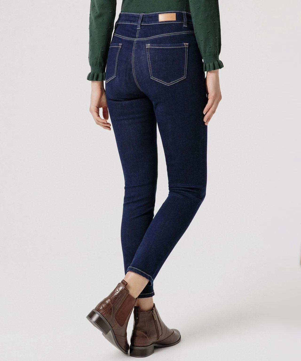 Secret Stretch Perfect Fit Jeans in 7/8 Length