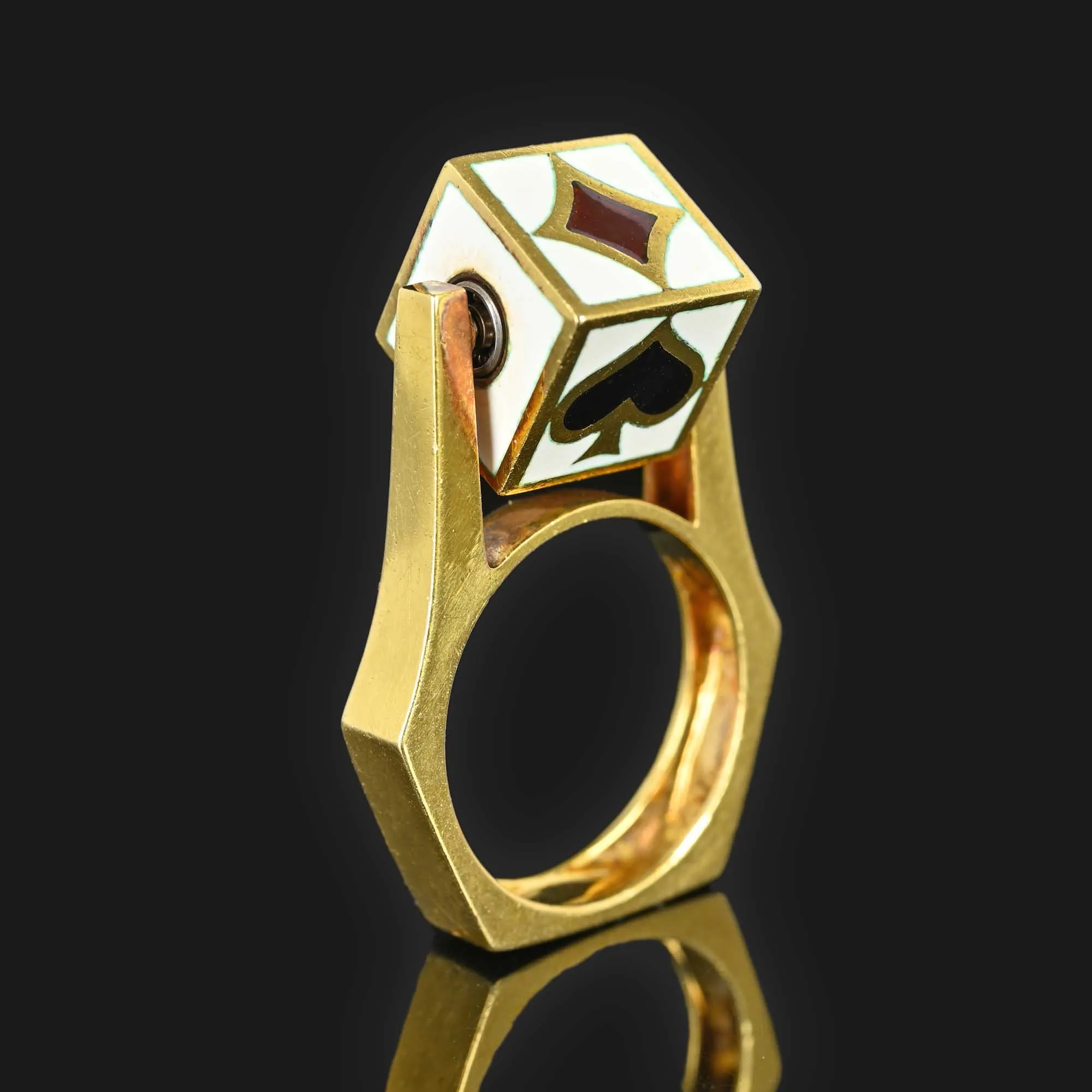 18K Gold Spinner Ring with Playing Card Design;