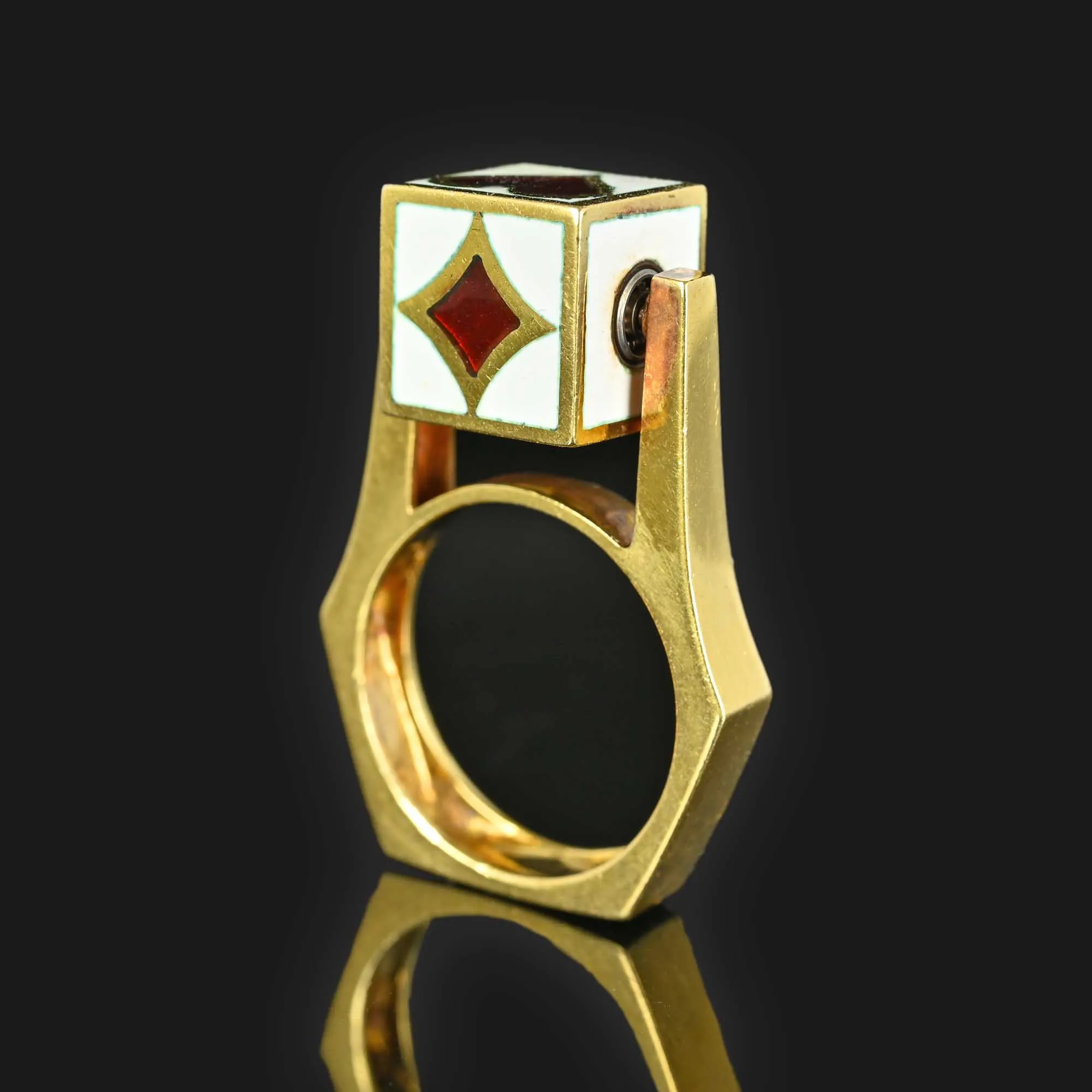 18K Gold Spinner Ring with Playing Card Design;