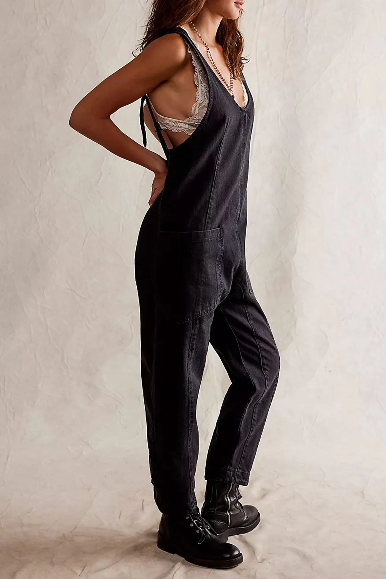 V Neck Pocketed Sleeveless Denim Jumpsuits