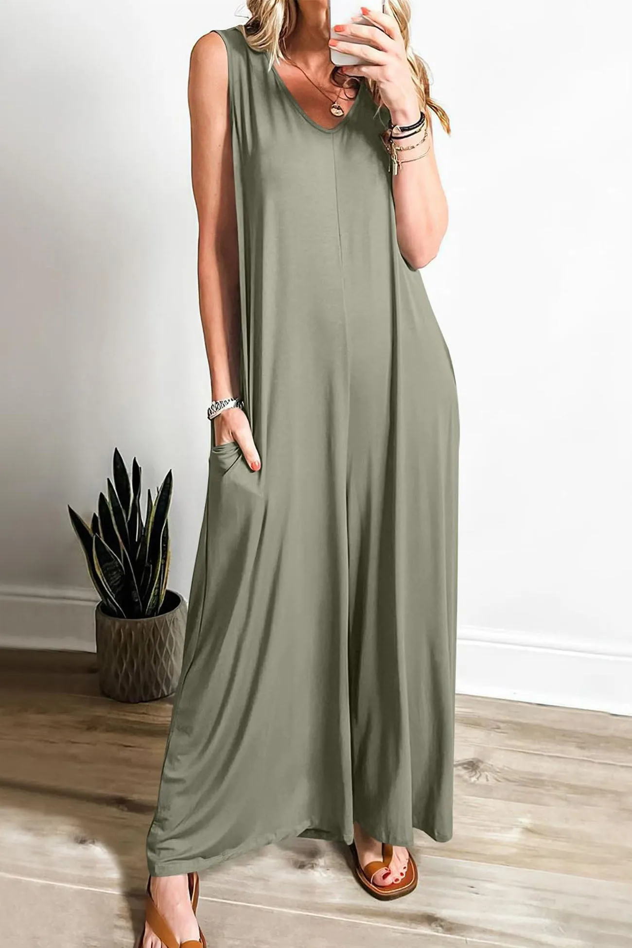 Wide Leg Jumpsuits with V Neck and Pockets