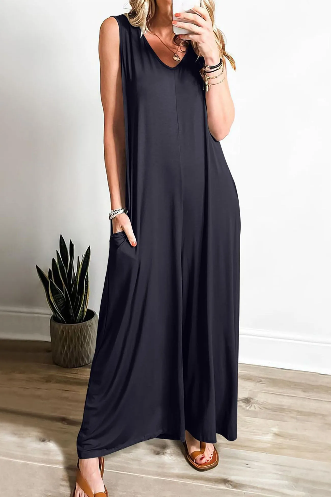 Wide Leg Jumpsuits with V Neck and Pockets