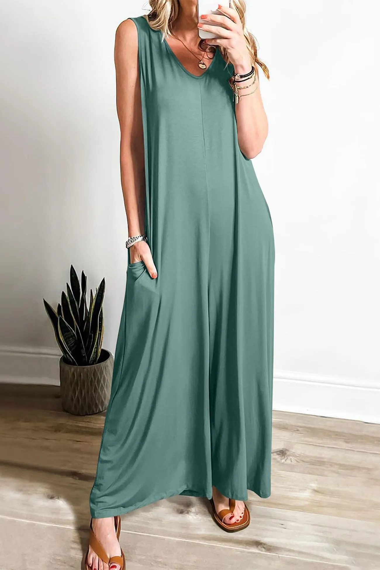 Wide Leg Jumpsuits with V Neck and Pockets