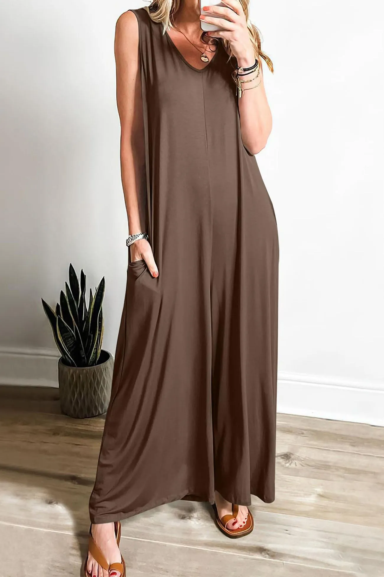 Wide Leg Jumpsuits with V Neck and Pockets