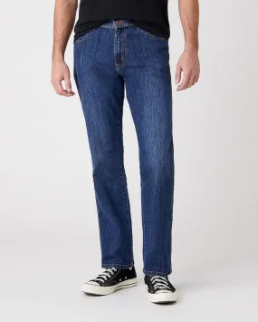 Wrangler Texas Stretch Denim Jeans in Classic Strike