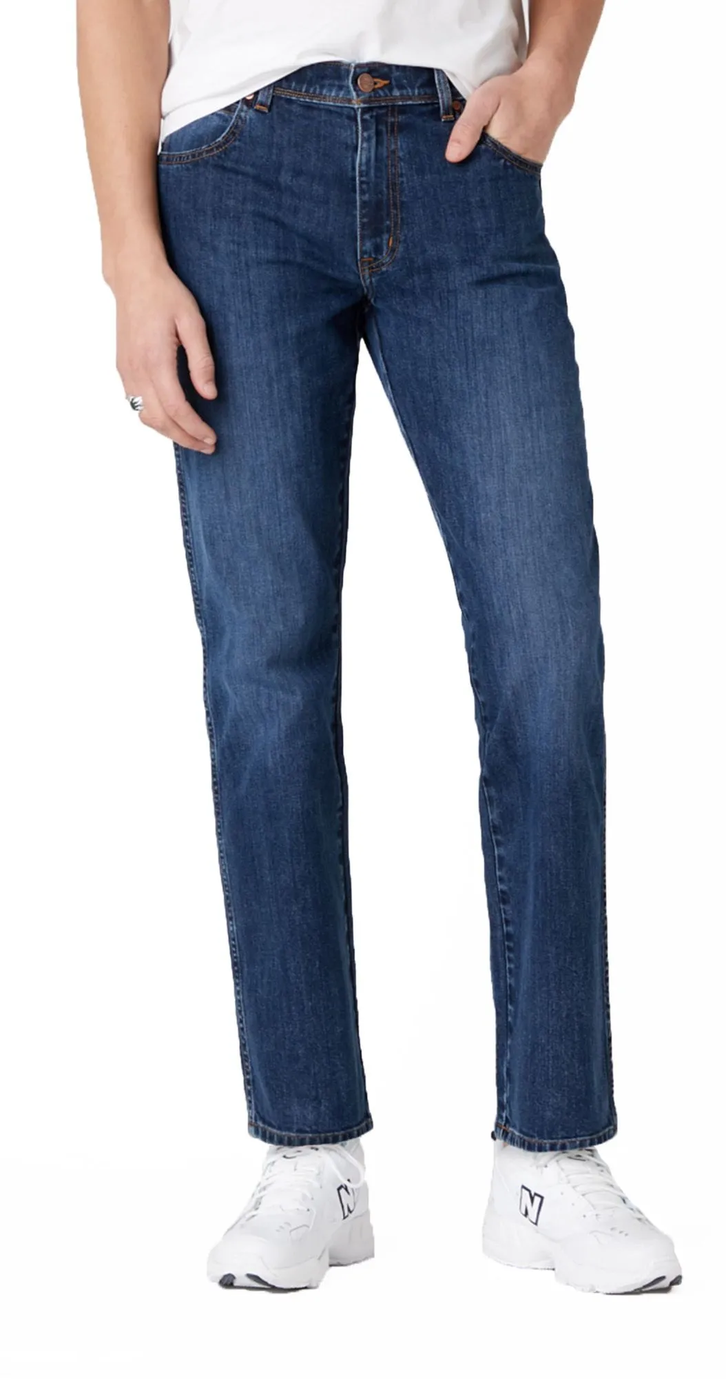 Wrangler Texas Stretch Denim Jeans in Classic Strike