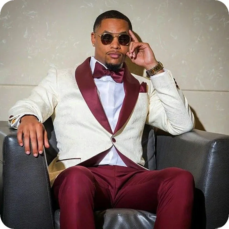 Beige Slim Fit Custom Groom Suit 3 Pcs Wedding Tuxedos