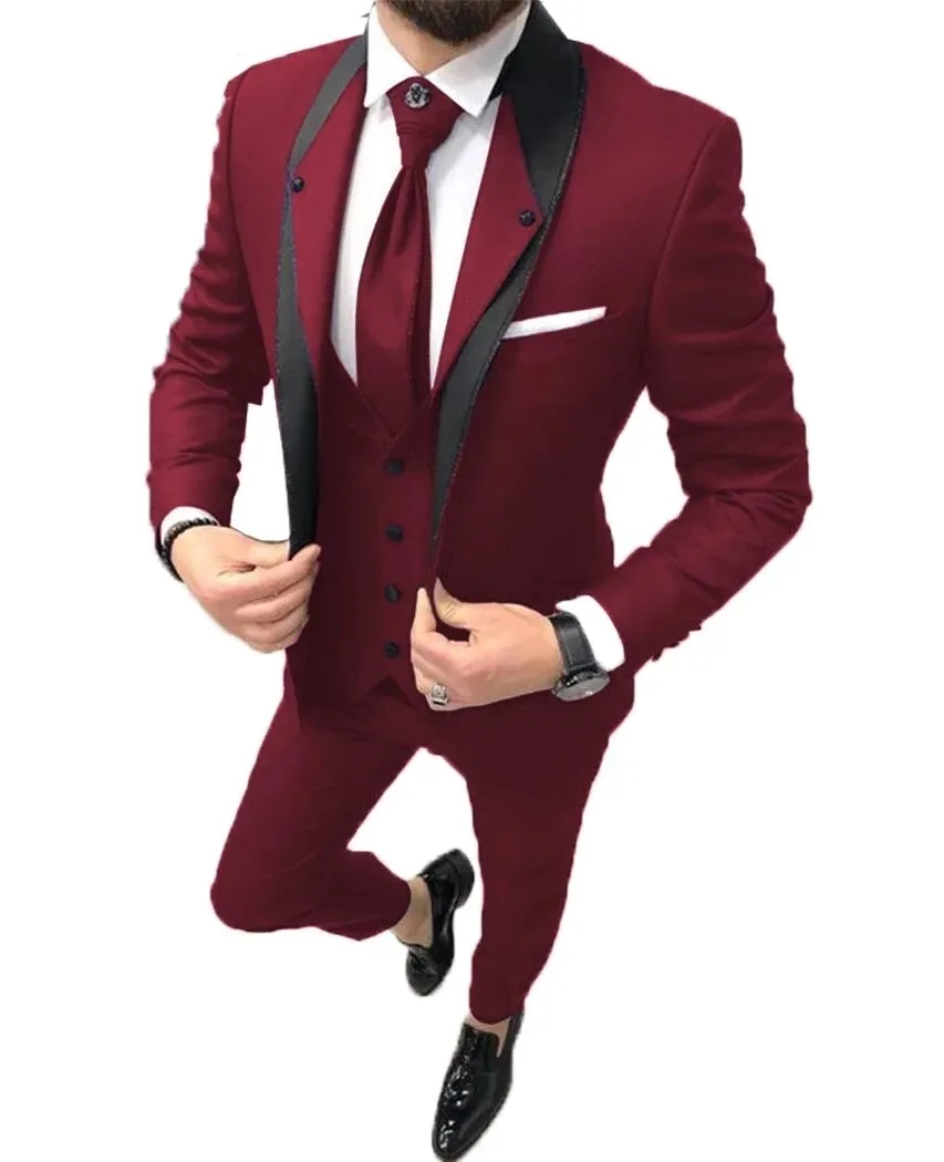 Burgundy Wedding Tuxedos for Groom at Prom Party